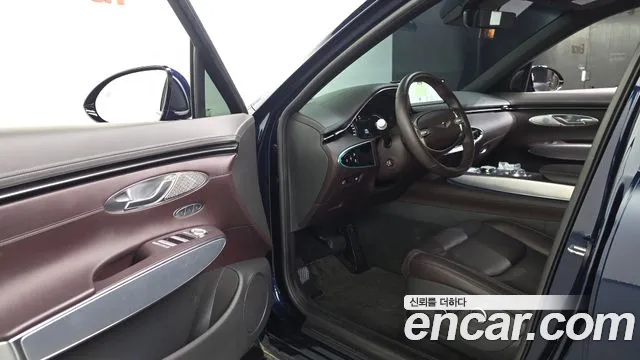 Genesis GV70 2.5T Бензин 2WD — Фото автомобиля 7