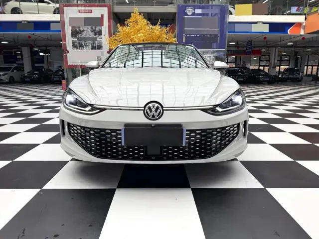 Volkswagen Lamando — Фото автомобиля 2