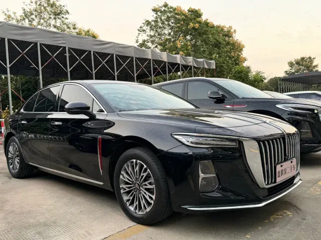 Hongqi H5 — Фото автомобиля 3