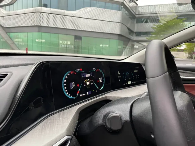 Changan Eado — Фото автомобиля 12