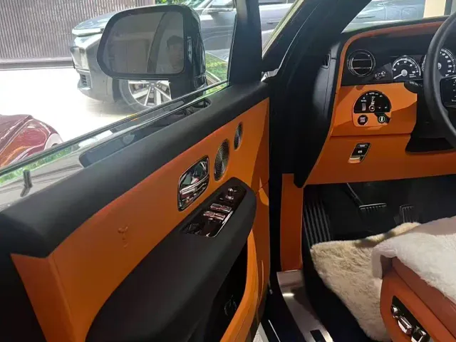 Rolls-Royce Cullinan — Фото автомобиля 7