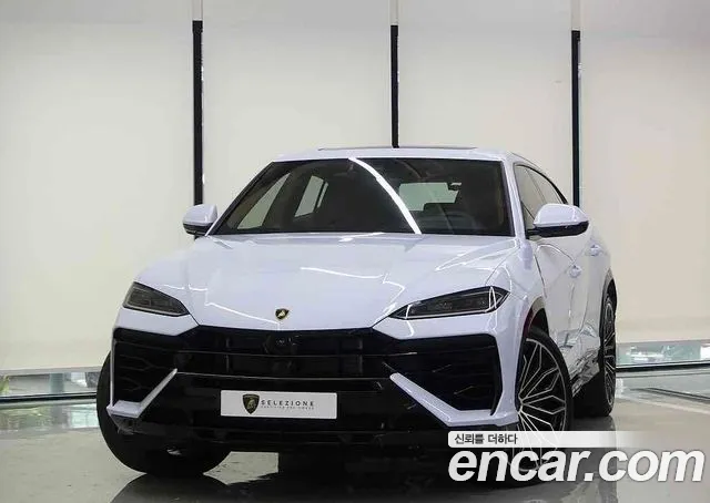 Lamborghini Urus — Фото автомобиля 2