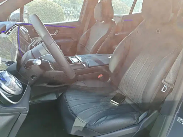 Mercedes-Benz EQS — Фото автомобиля 14