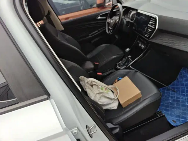 Jetta VS5 — Фото автомобиля 24