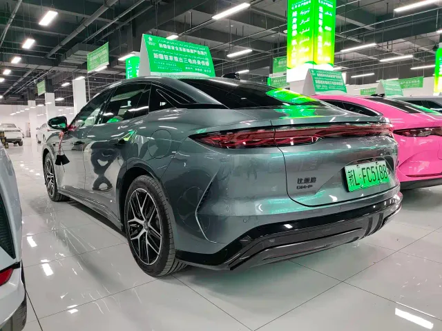 BYD Han L — Фото автомобиля 7