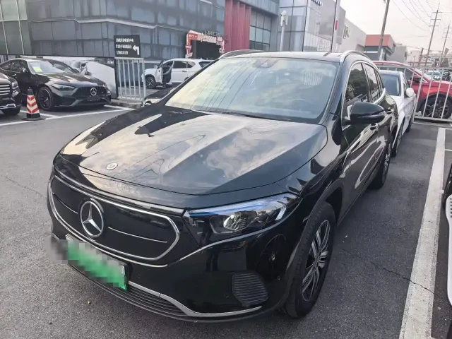 Фотография автомобиля — Mercedes-Benz EQA