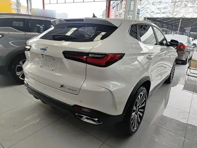 Changan Oushang X5 — Фото автомобиля 6