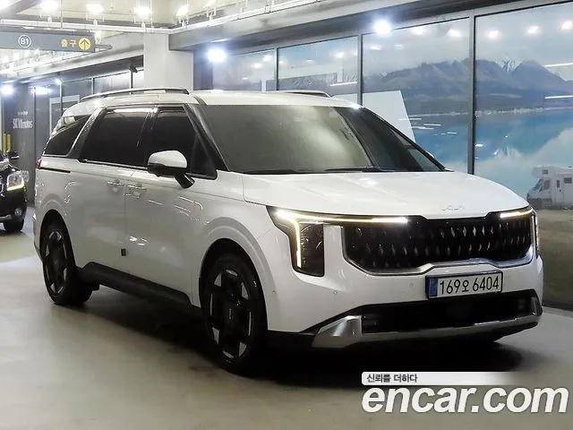 Фотография автомобиля — Kia Carnival Generation 4