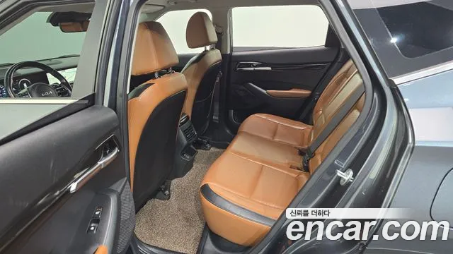 Kia Seltos New — Фото автомобиля 11