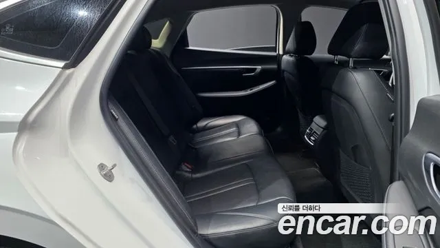 Hyundai Sonata Sonata Edge(DN8) 2.0 LPG(Для проката) — Фото автомобиля 10