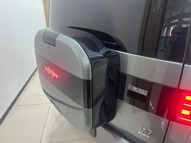 BYD FangChengBao Titanium 7 — Фото автомобиля 14