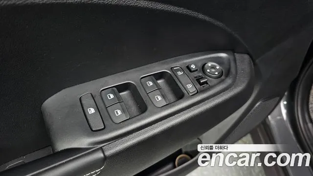 Hyundai Venue Venue 1.6 Premium — Фото автомобиля 27
