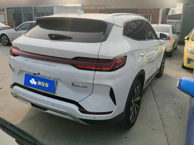 BYD Song PLUS — Фото автомобиля 3