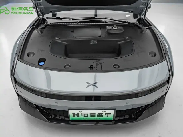 Xpeng P7 — Фото автомобиля 13