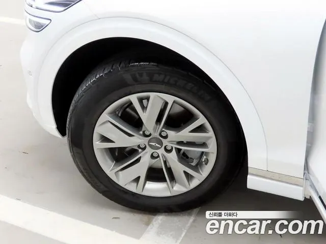 Genesis GV70 — Фото автомобиля 19