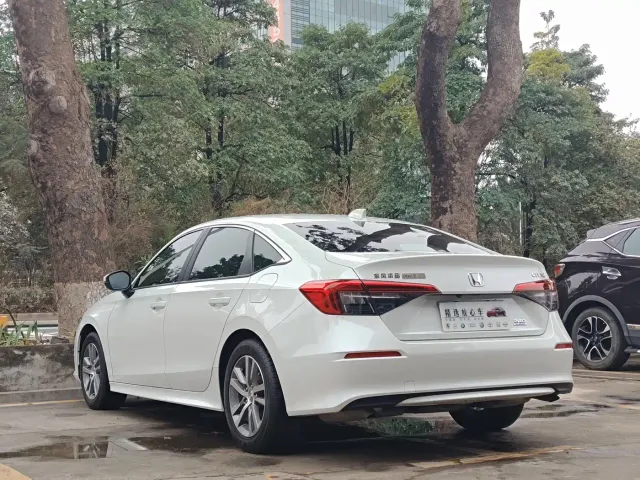 Honda Civic — Фото автомобиля 8