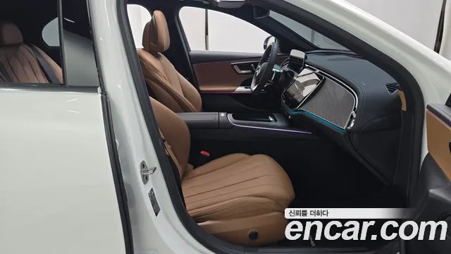 Mercedes-Benz E-Class W214 — Фото автомобиля 12