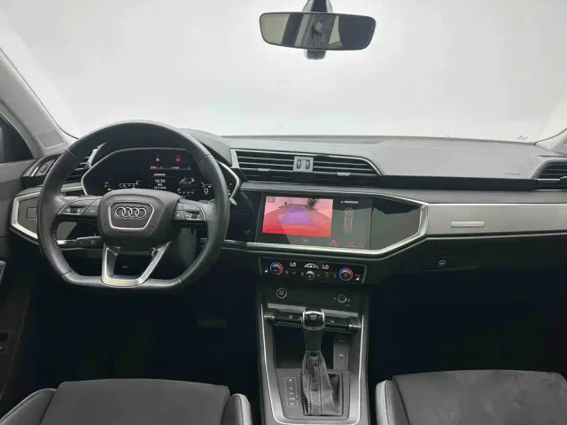 Audi Q3 — Фото автомобиля 15