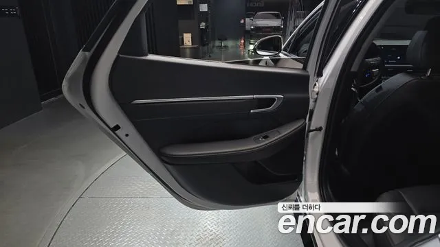 Hyundai Sonata — Фото автомобиля 14