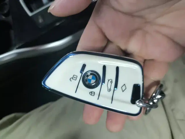 BMW i3 — Фото автомобиля 8