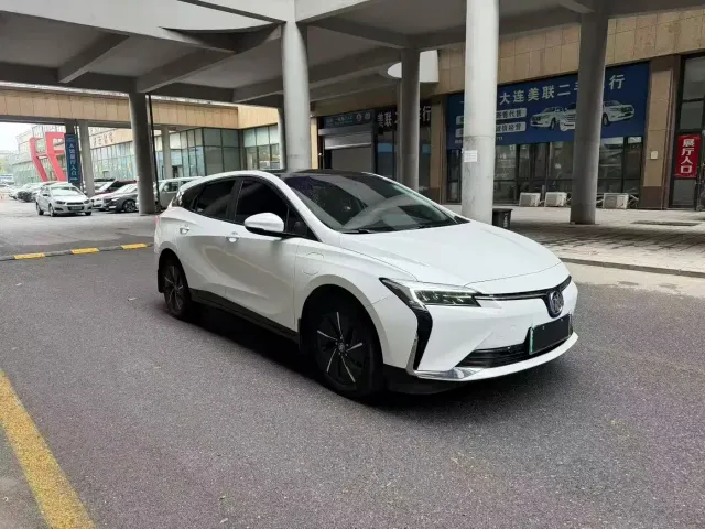 Buick Velite 6 — Фото автомобиля 3