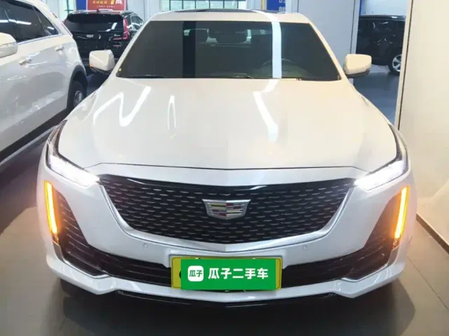 Cadillac CT5 — Фото автомобиля 2