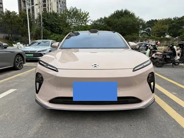 Nio ET5 — Фото автомобиля 3