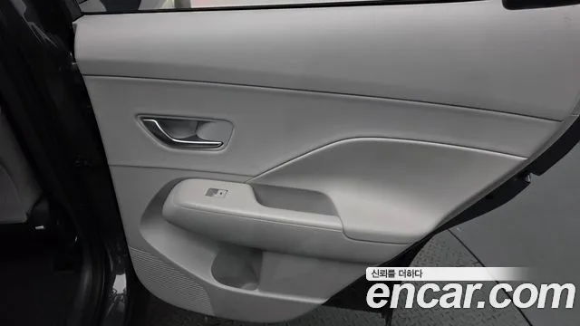 Hyundai Kona SX2 — Фото автомобиля 24