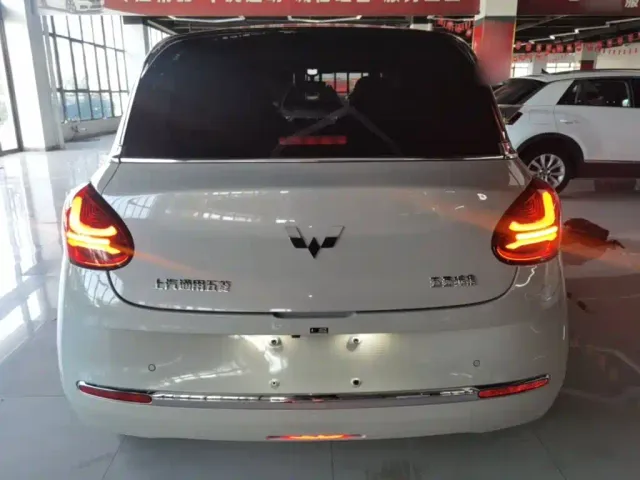 Wuling Bingo — Фото автомобиля 5