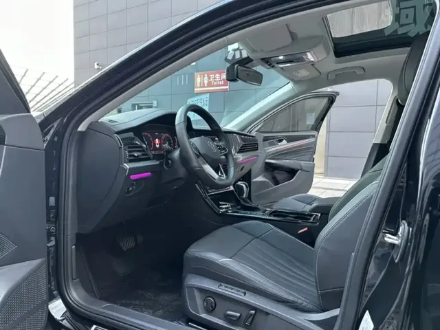 Volkswagen Passat — Фото автомобиля 19