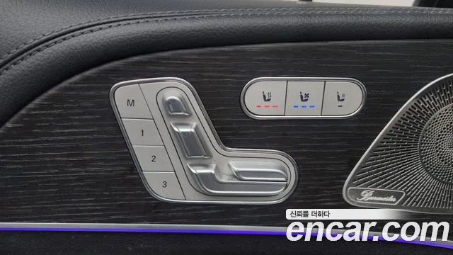 Mercedes-Benz GLE-Class — Фото автомобиля 16