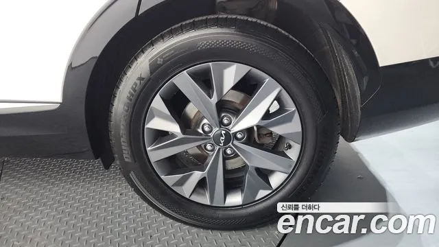 Kia Sportage Sportage 5-е поколение Бензин 1.6 турбо 2WD — Фото автомобиля 19