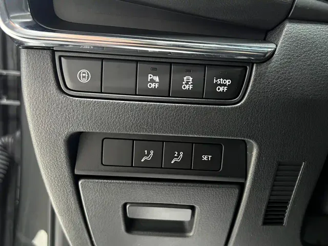 Mazda Axela — Фото автомобиля 17