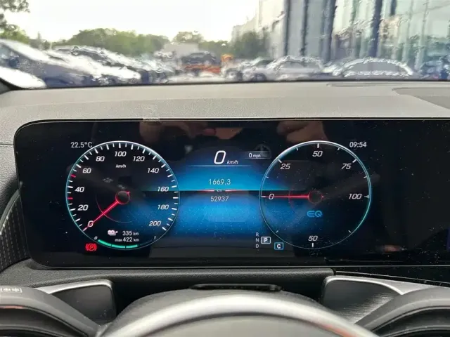 Mercedes-Benz EQB — Фото автомобиля 6