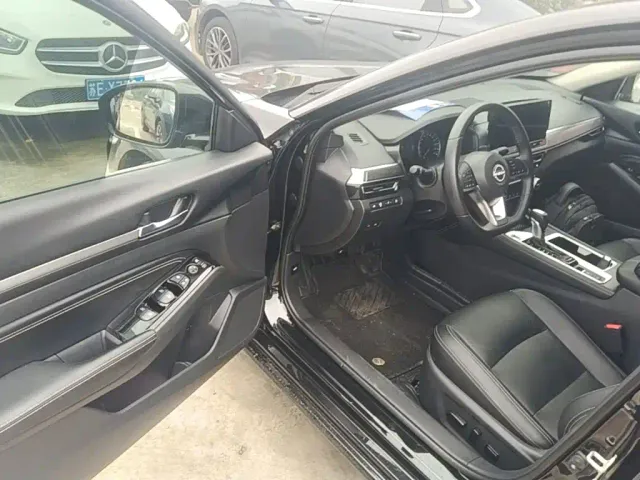 Nissan Teana — Фото автомобиля 15