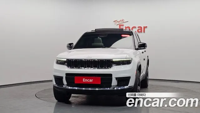 Jeep Cherokee — Фото автомобиля 3
