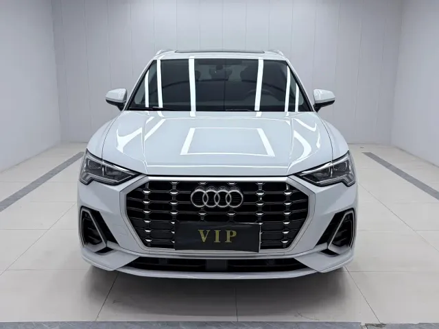 Audi Q3 — Фото автомобиля 2