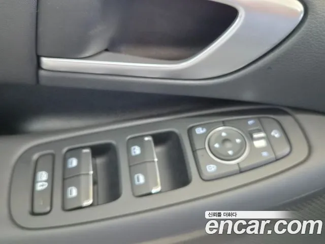 Hyundai Sonata — Фото автомобиля 17