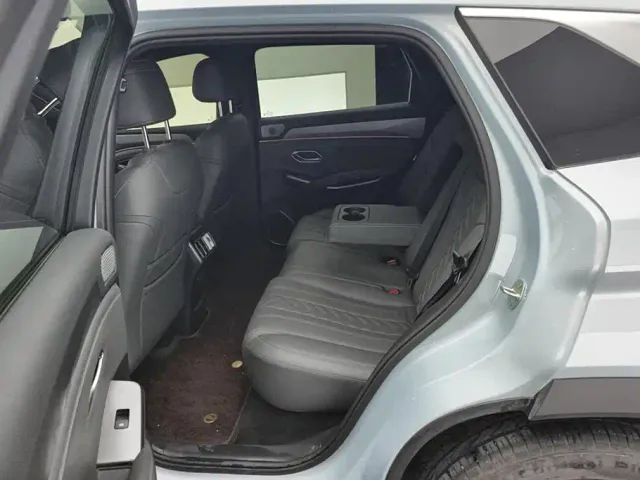 BYD Song L DM-i — Фото автомобиля 11