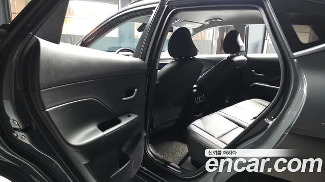 Hyundai Kona SX2 — Фото автомобиля 16