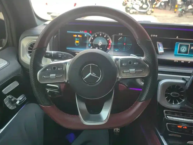 Mercedes-Benz G-Class — Фото автомобиля 15