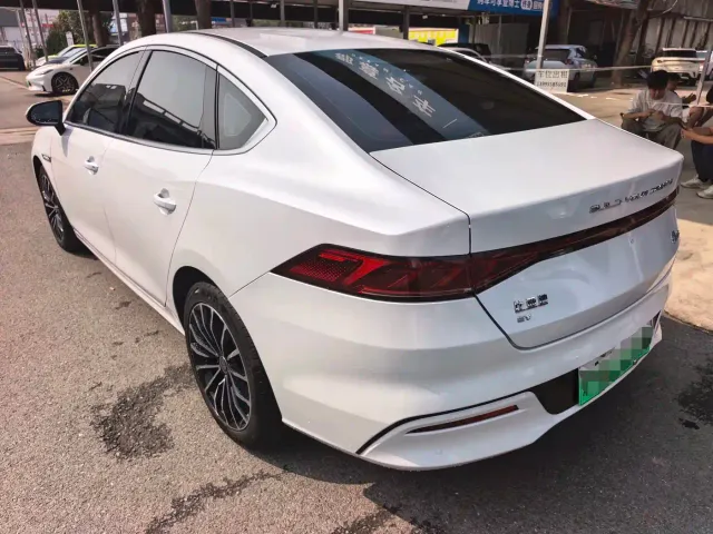 BYD Qin PLUS — Фото автомобиля 13