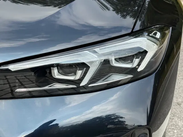 BMW 3 Series — Фото автомобиля 4