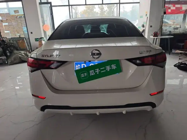 Nissan Sylphy — Фото автомобиля 5