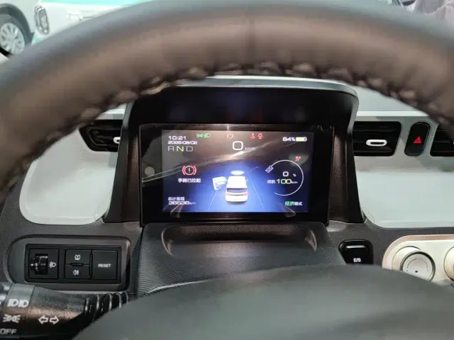 Wuling Hongguang Mini EV — Фото автомобиля 11