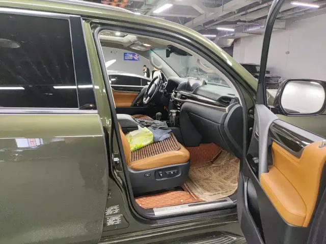 Lexus LX — Фото автомобиля 12