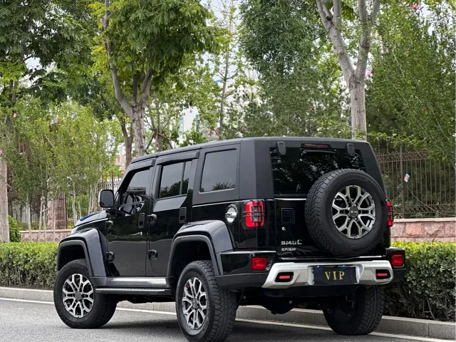 BAIC BJ40 — Фото автомобиля 9