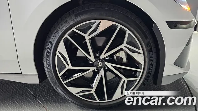 Hyundai Ioniq6 Long Range AWD — Фото автомобиля 5