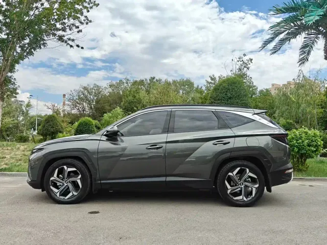 Hyundai Tucson — Фото автомобиля 9