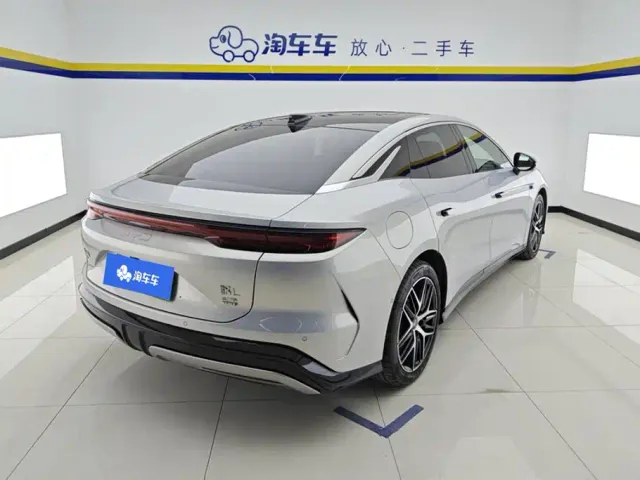 BYD Han L — Фото автомобиля 3